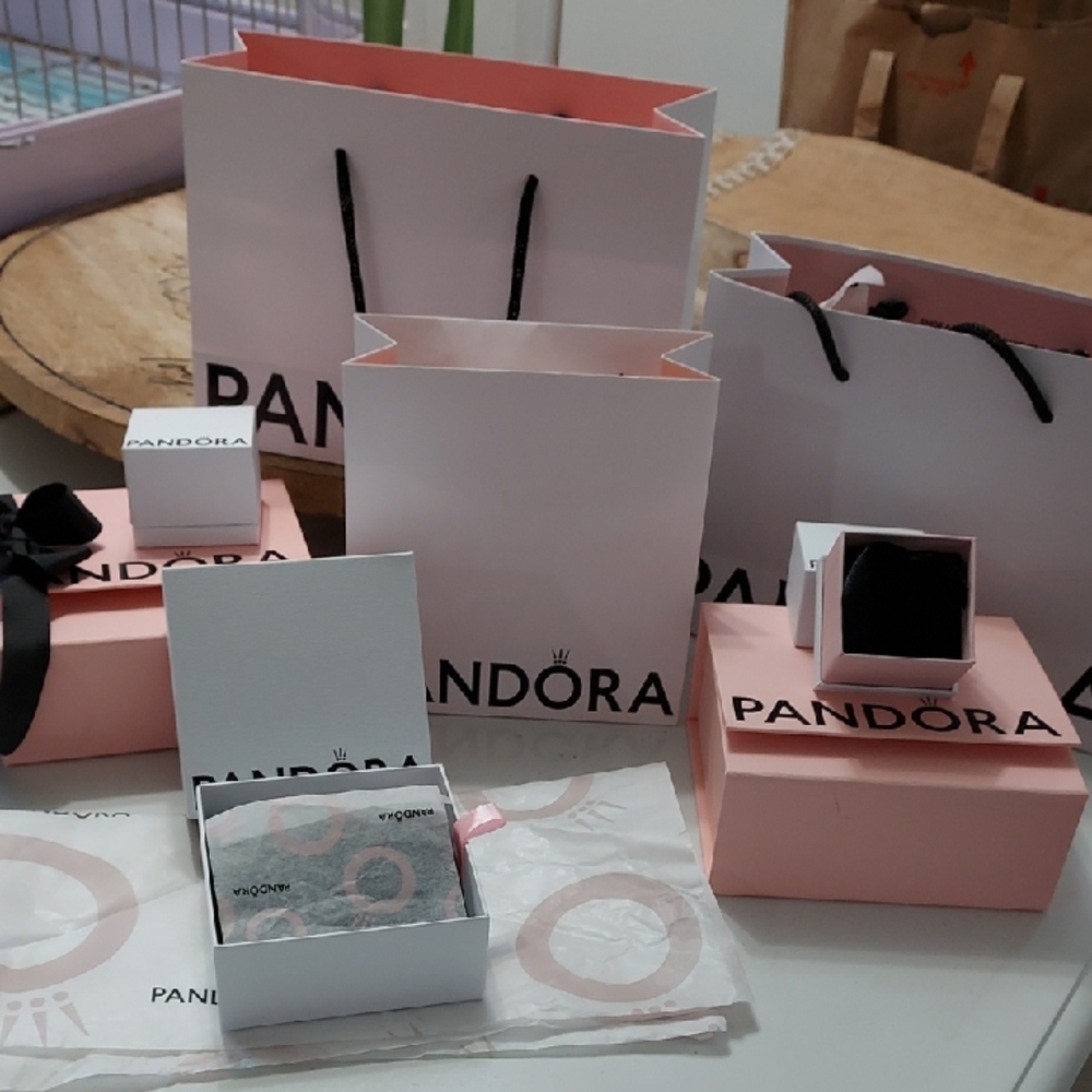 Pandora Pink and White Packaging Collection